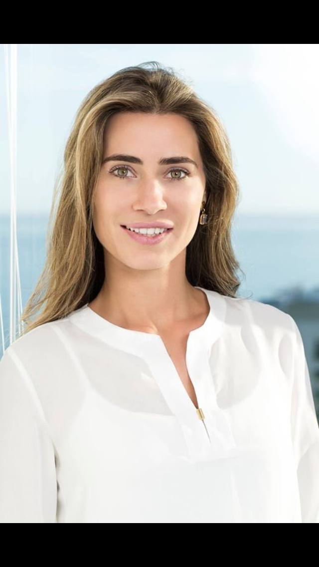 dra-andreza-stein-favero